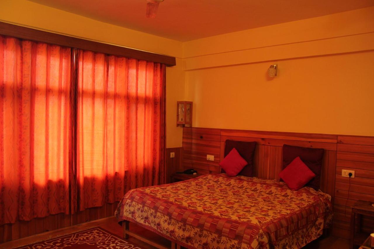 Pema Thang Hotel Kangra Exteriér fotografie